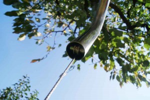Edelstahl Grillgalgen + 75 cm Edelstahl Grill / nur 10 mm lichter Stababstand / + Karabiner + Seilwirbel