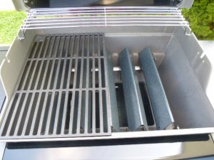 4,2 kg Gusseisen Grillrost für WEBER SPIRIT E 310 320 330+ 2 Griffe / nur eine Hälfte / bis Modell 2024